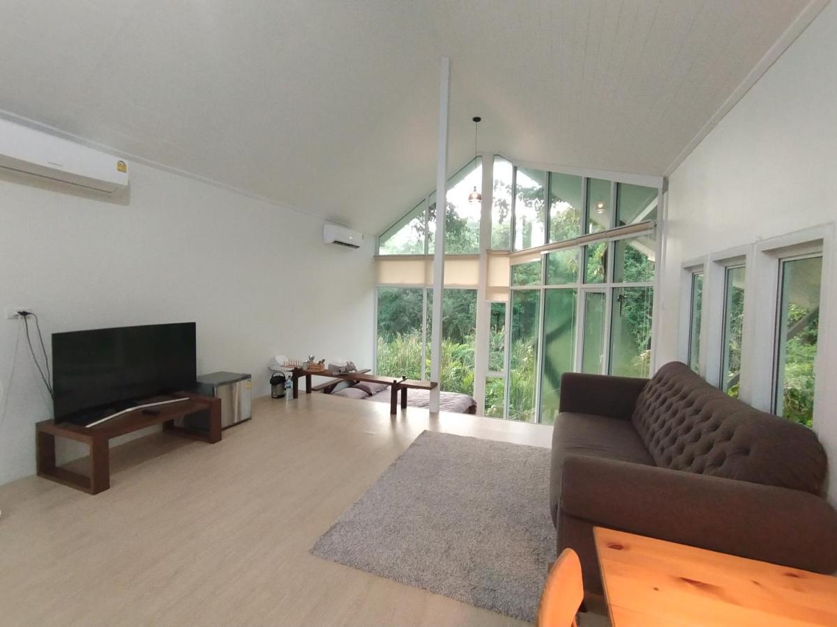 Royal Mountain View Villa Ratchaburi Eksteriør billede