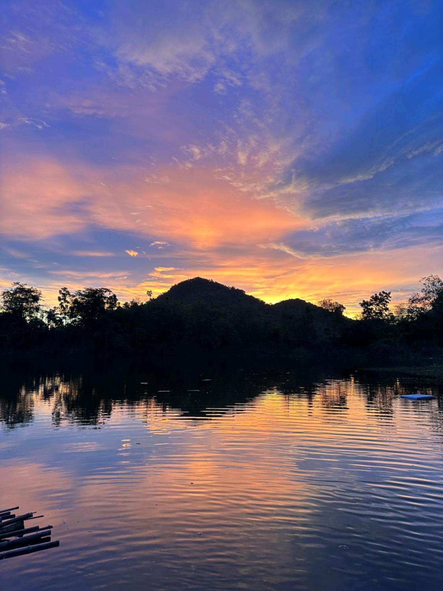 Royal Mountain View Villa Ratchaburi Eksteriør billede